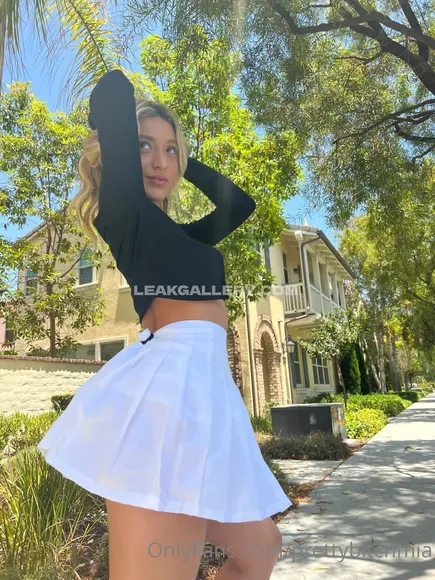 Prettybitchmia Exclusive Leaked Nude Onlyfans #1594357