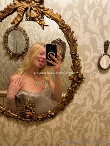 Spicypie Exclusive Leaked Nude Onlyfans #863038