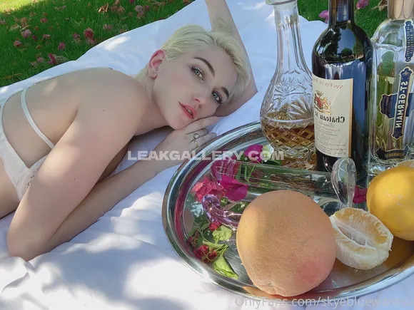 Skyebluewantsu Exclusive Leaked Nude Onlyfans #1801329