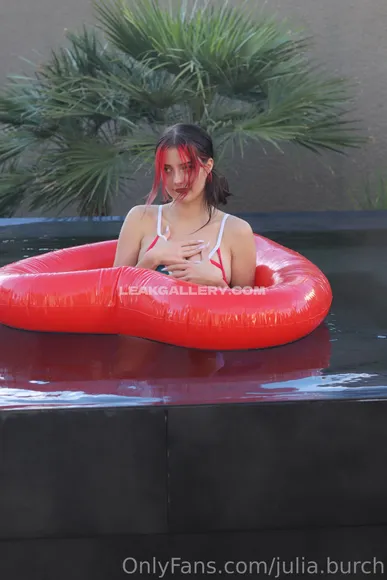 Juliaburch / juliaaburch Exclusive Leaked Nude Onlyfans #1440065