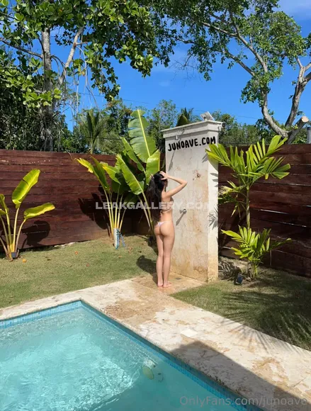 Junoave Exclusive Leaked Nude Onlyfans #529070
