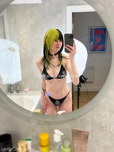 Littleemokitten Exclusive Leaked Nude Onlyfans #2175769