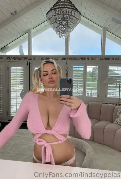 Lindseypelas Exclusive Leaked Nude Onlyfans #1793729