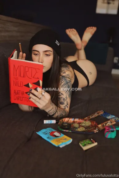 Luluvalotta Exclusive Leaked Nude Onlyfans #352868