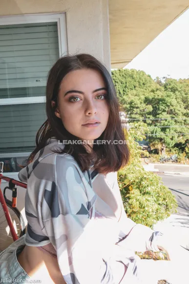 Juliaburch / juliaaburch Exclusive Leaked Nude Onlyfans #1432128