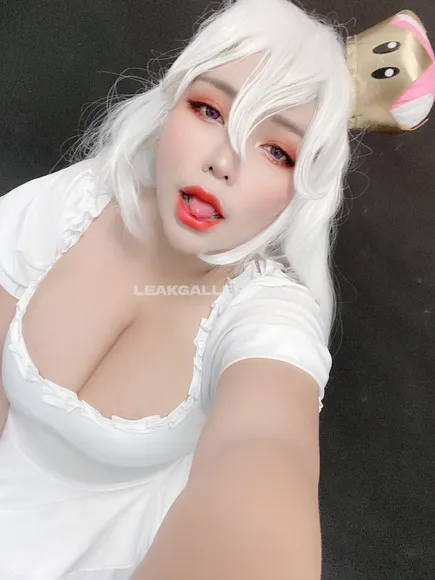 Queenie16_1 Exclusive Leaked Nude Onlyfans #1974777
