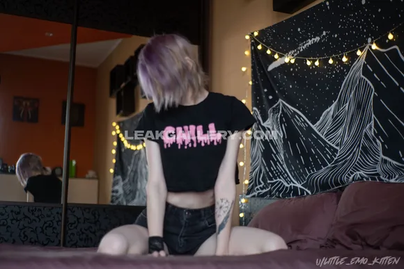 Littleemokitten Exclusive Leaked Nude Onlyfans #2188736