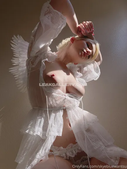 Skyebluewantsu Exclusive Leaked Nude Onlyfans #1798666
