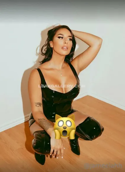 Jameelahh Exclusive Leaked Nude Onlyfans #1834561