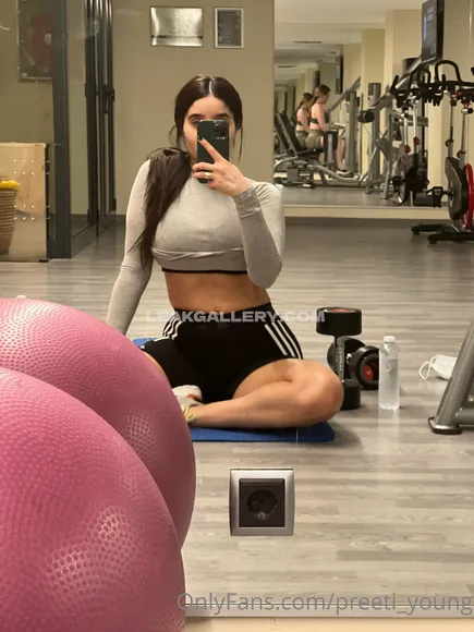 Priya_y / preeti_young Exclusive Leaked Nude Onlyfans #807231