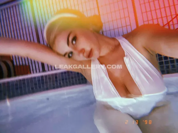 Skyebluewantsu Exclusive Leaked Nude Onlyfans #1799023