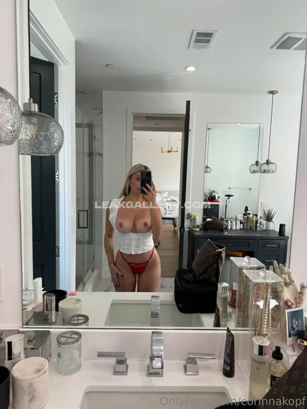 Corinnakopf / corinakopf / corinniakopf / corrinakopf Exclusive Leaked Nude Onlyfans #2627861