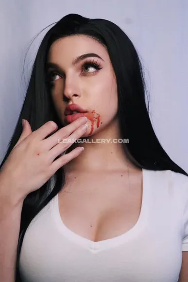 Missfloraberlin Exclusive Leaked Nude Onlyfans #2070237