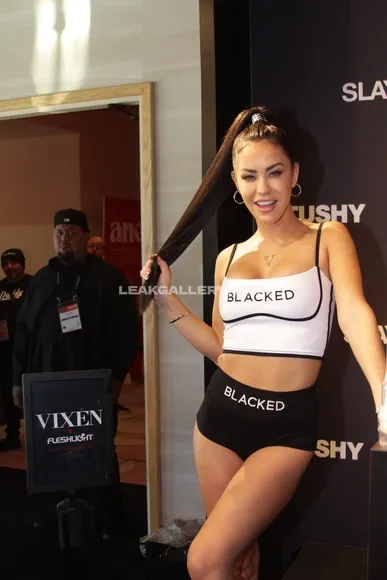 Itsalinalopez Exclusive Leaked Nude Onlyfans #488514