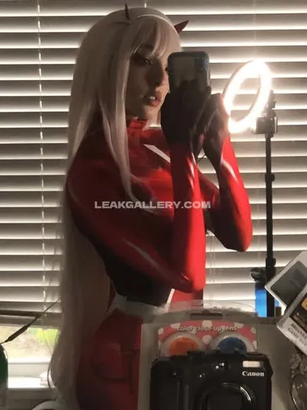 Missfloraberlin Exclusive Leaked Nude Onlyfans #2059396