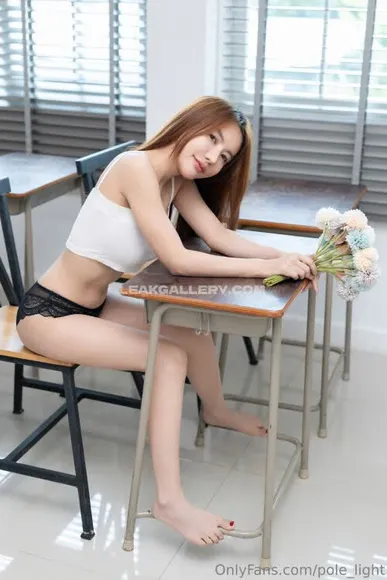 Pole_light Exclusive Leaked Nude Onlyfans #1064391