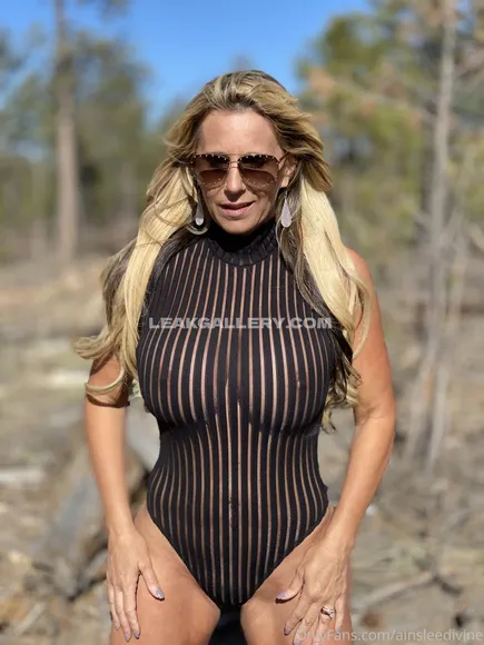 Ainsleedivine Exclusive Leaked Nude Onlyfans #2058760