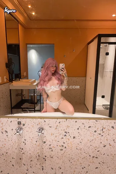 Kyure Exclusive Leaked Nude Onlyfans #126109