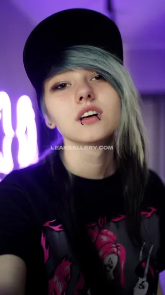 Littleemokitten Exclusive Leaked Nude Onlyfans #2165972