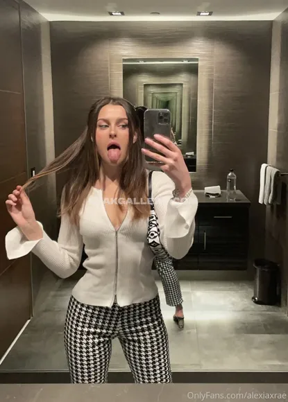 Alexiaxrae Exclusive Leaked Nude Onlyfans #183600