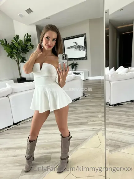 Kimmygranger Exclusive Leaked Nude Onlyfans #1634388