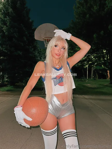 Waifumiia / waifumia Exclusive Leaked Nude Onlyfans #1918855