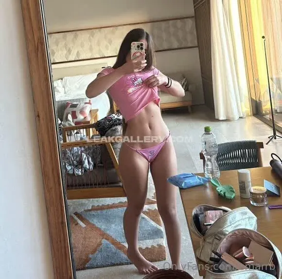 Emarrb / emarb Exclusive Leaked Nude Onlyfans #656642