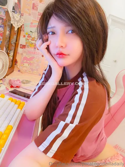 Potatogodzilla Exclusive Leaked Nude Onlyfans #1908812
