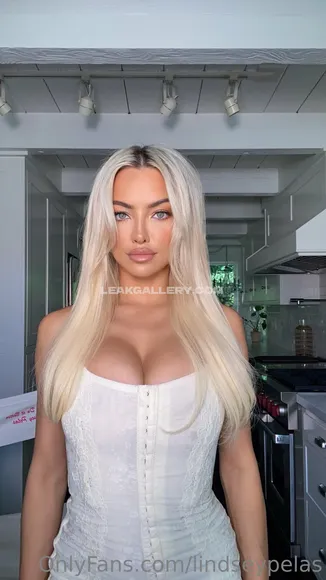 Lindseypelas Exclusive Leaked Nude Onlyfans #1793097