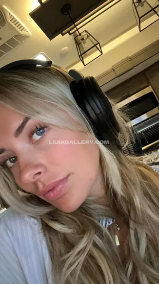 Corinnakopf / corinakopf / corinniakopf / corrinakopf Exclusive Leaked Nude Onlyfans #2418833
