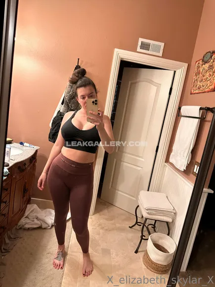 X_elizabeth_skylar_x Exclusive Leaked Nude Onlyfans #735036