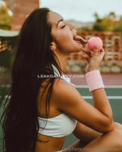 Itsalinalopez Exclusive Leaked Nude Onlyfans #1354649