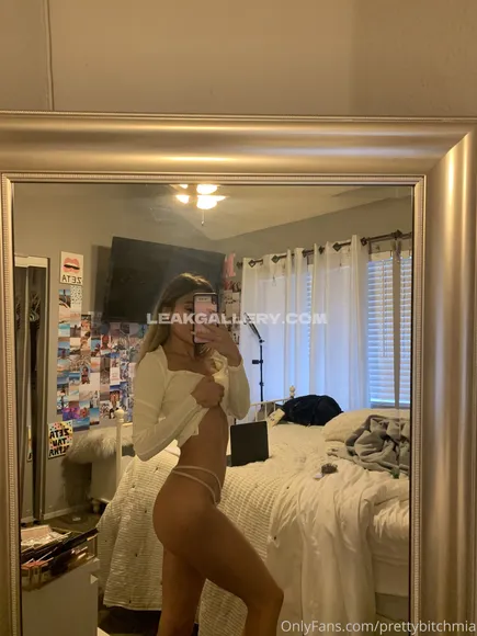 Prettybitchmia Exclusive Leaked Nude Onlyfans #1596765