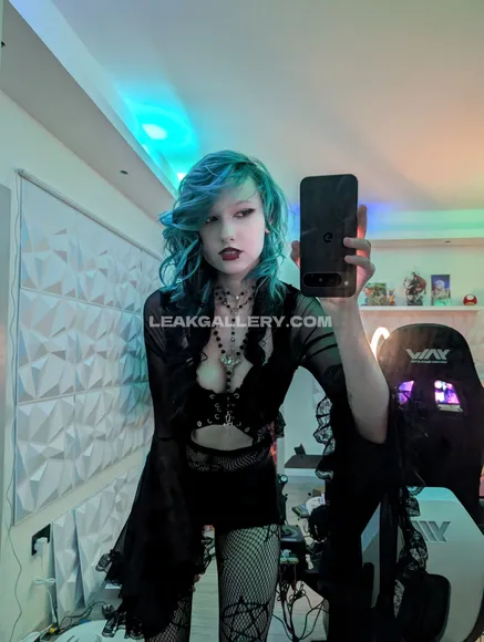 Littleemokitten Exclusive Leaked Nude Onlyfans #2186242