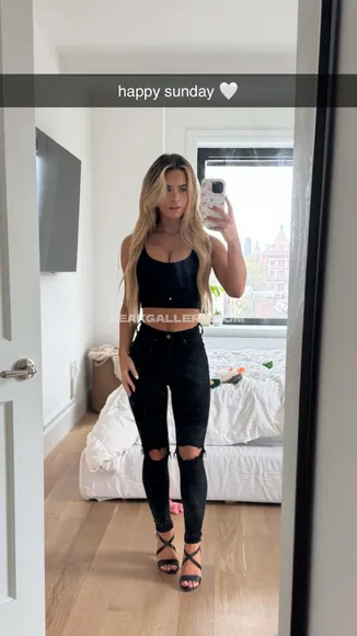 Emilyelizabeth Exclusive Leaked Nude Onlyfans #465689