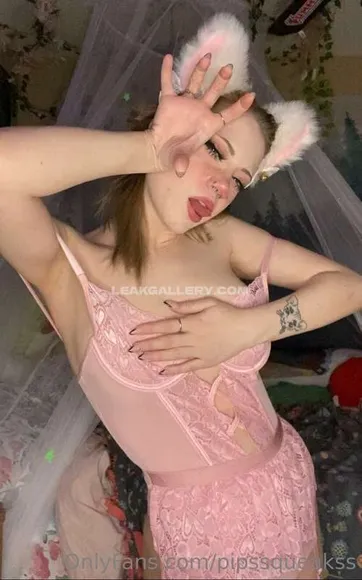 Pipssqueakss Exclusive Leaked Nude Onlyfans #956835