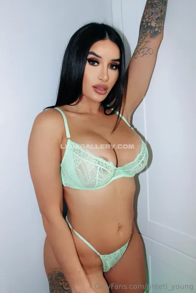 Priya_y / preeti_young Exclusive Leaked Nude Onlyfans #835457