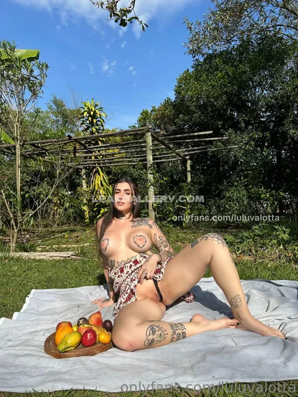 Luluvalotta Exclusive Leaked Nude Onlyfans #360064