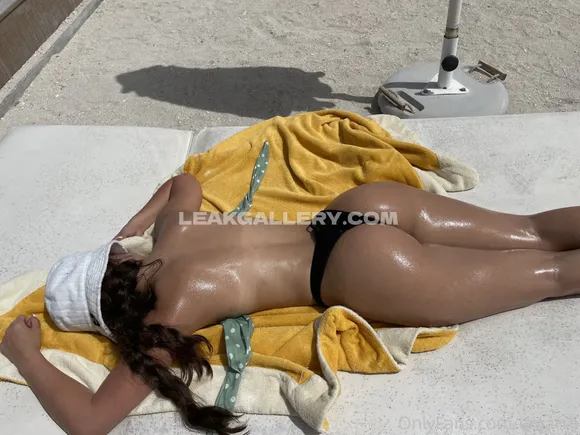 Emarrb / emarb Exclusive Leaked Nude Onlyfans #538285