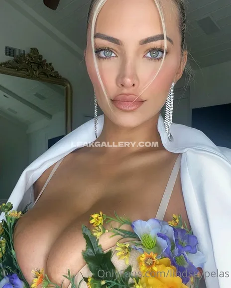 Lindseypelas Exclusive Leaked Nude Onlyfans #1795584