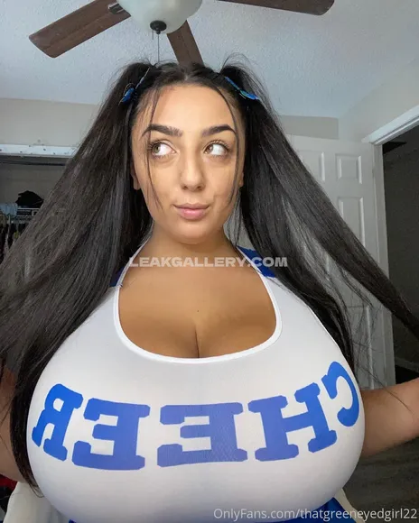 Thatgreeneyedgirl22 Exclusive Leaked Nude Onlyfans #2064653
