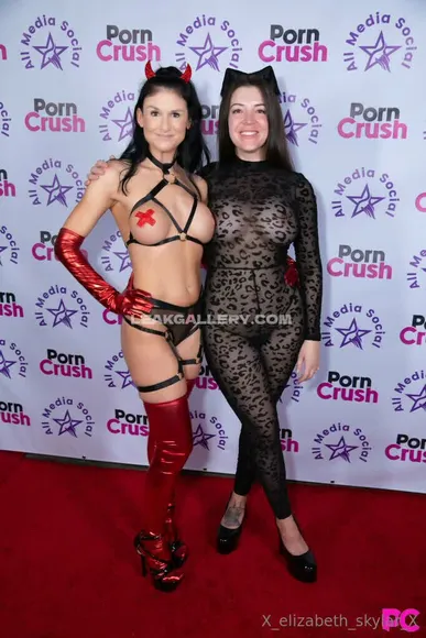 X_elizabeth_skylar_x Exclusive Leaked Nude Onlyfans #738742