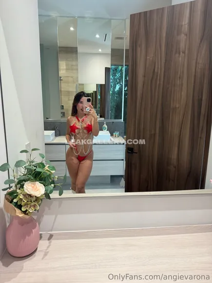 Angievarona Exclusive Leaked Nude Onlyfans #1788557