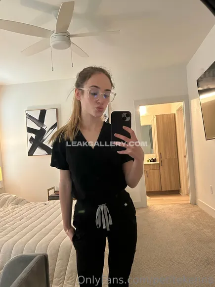 Petitekenna / petitekeena Exclusive Leaked Nude Onlyfans #2191479