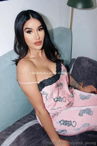 Priya_y / preeti_young Exclusive Leaked Nude Onlyfans #830580