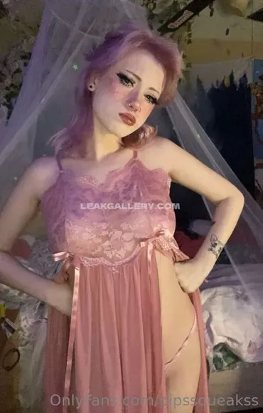 Pipssqueakss Exclusive Leaked Nude Onlyfans #952946