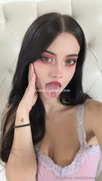 Juliaburch / juliaaburch Exclusive Leaked Nude Onlyfans #1456178