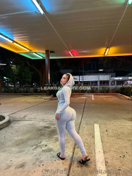 Taylerhillss Exclusive Leaked Nude Onlyfans #233172