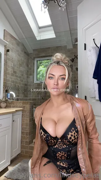 Lindseypelas Exclusive Leaked Nude Onlyfans #1796940