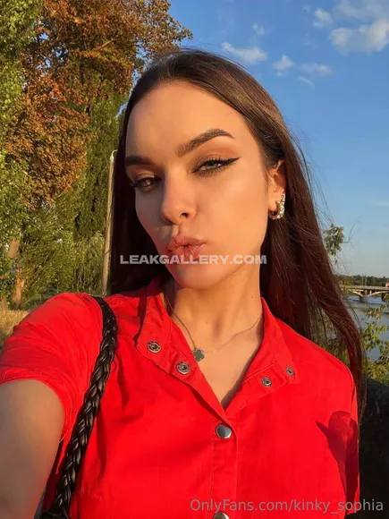 Kinky_sophia Exclusive Leaked Nude Onlyfans #1028955
